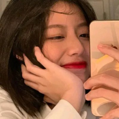 失忆后和贫穷白月光闪婚了